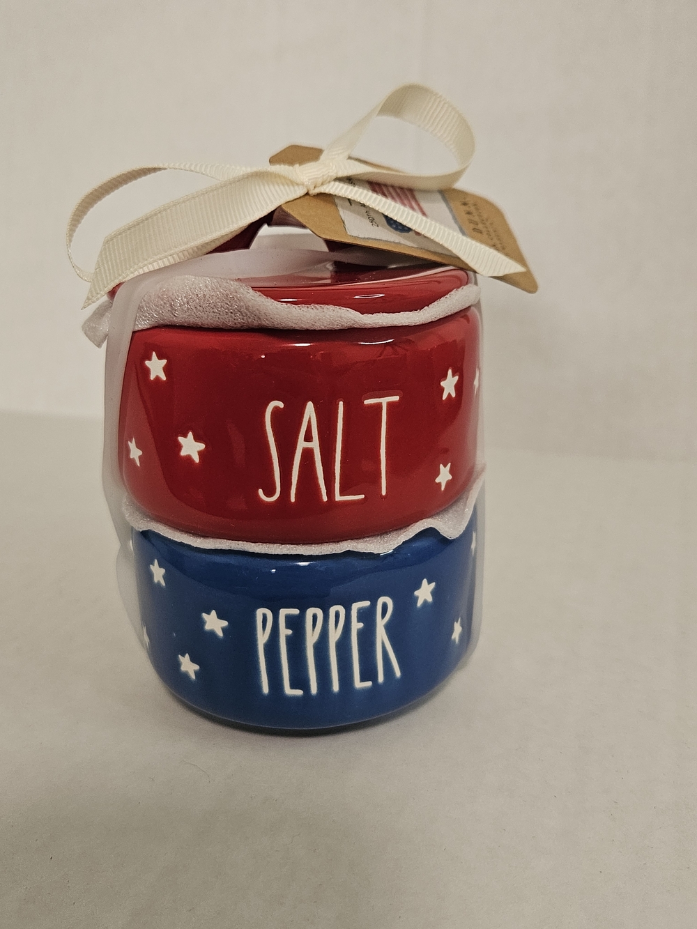 Rae Dunn Salt & Pepper Ceramic Stackable Set - Red & Blue - Picture 2 of 7